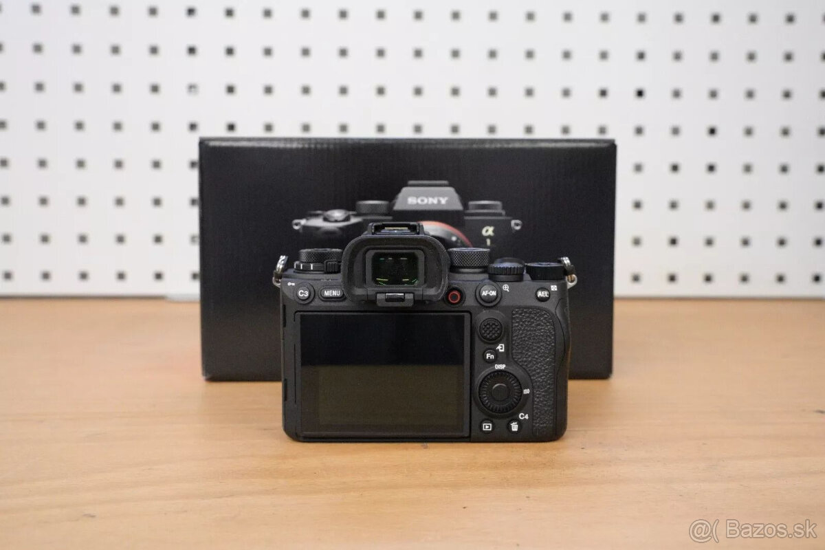 BEZCHYBNÝ fotoaparát Sony Alpha 1 vrátane originálneho balen - 8