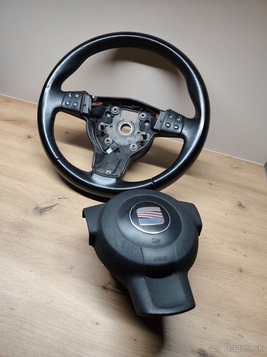 Prodám tříramenný multifunkční volant Seat - 8