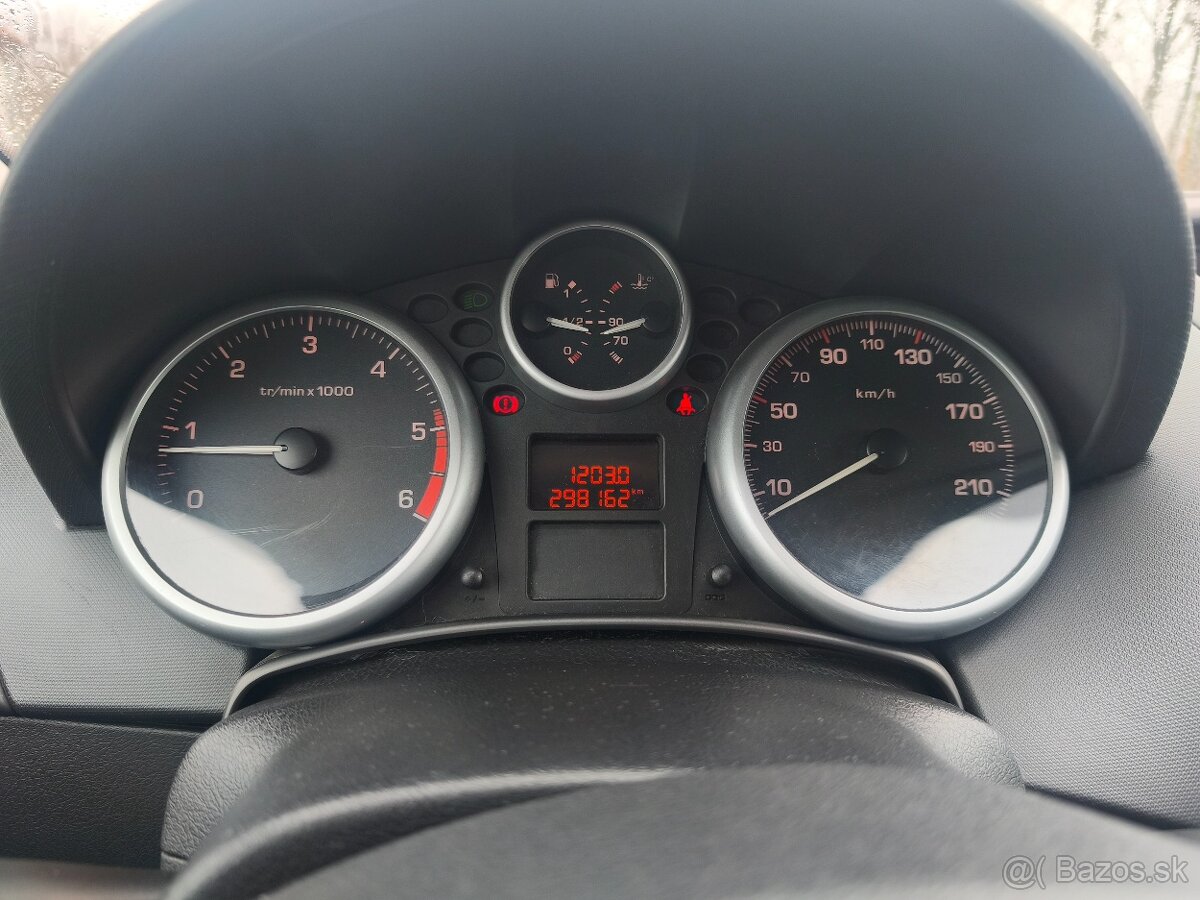 Peugeot 207 1.4HDI - 8