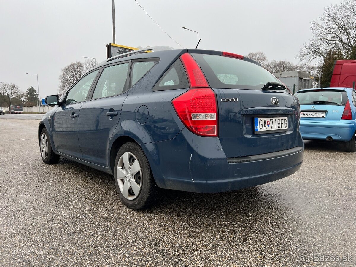 Kia Ceed 1.6 benzín, 91kW, MT/6, rok:02.2012. - 8