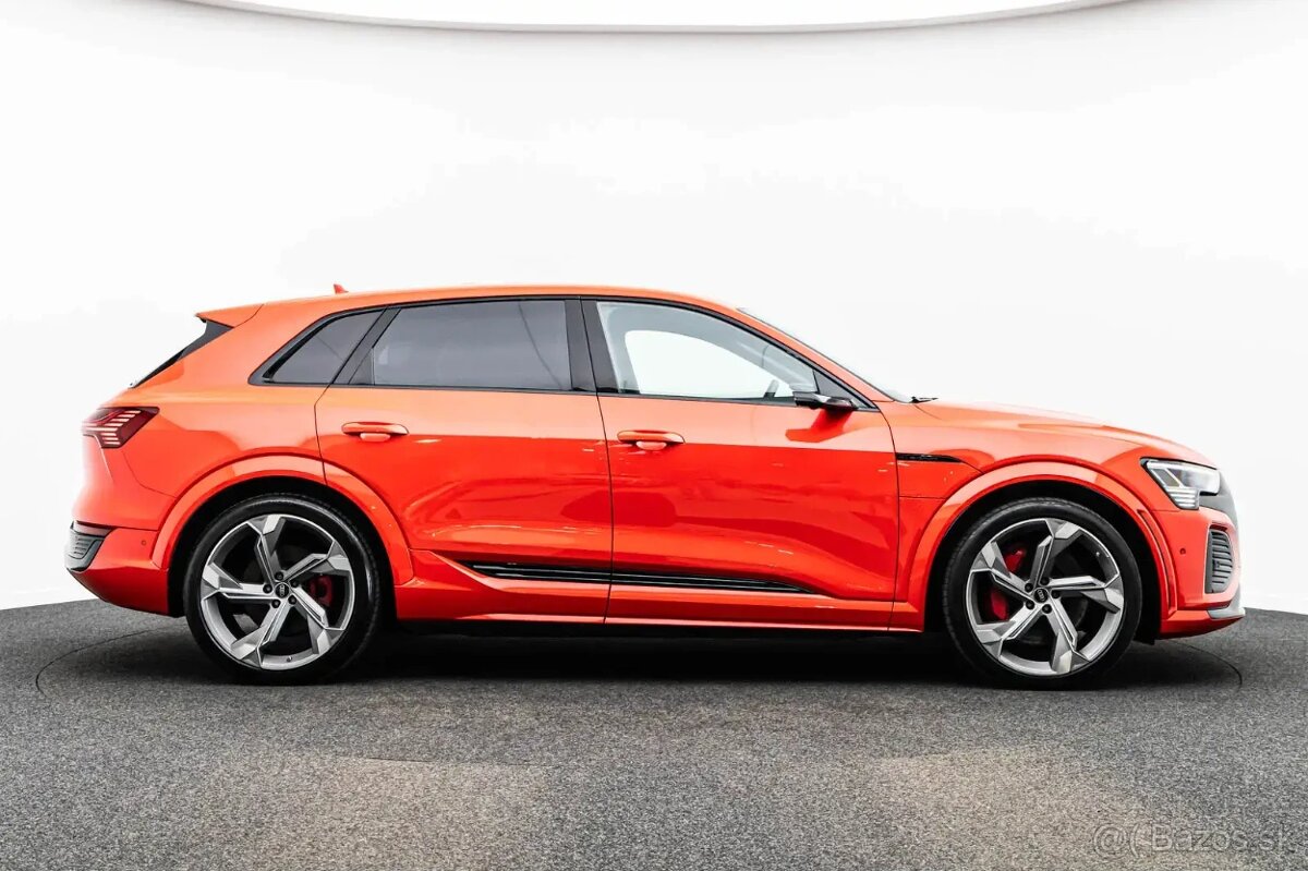 Audi SQ8 e-tron - 8