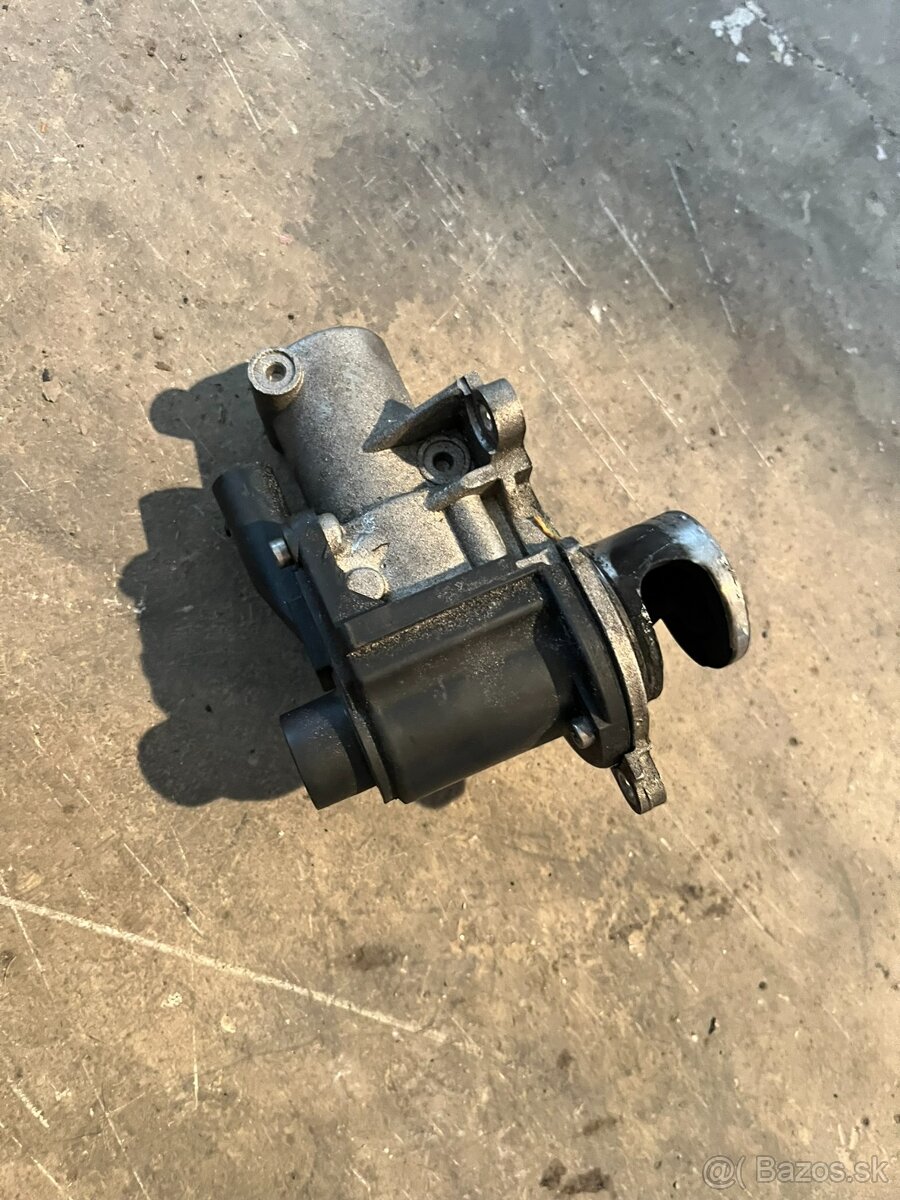 Predám nahradné diely - 8