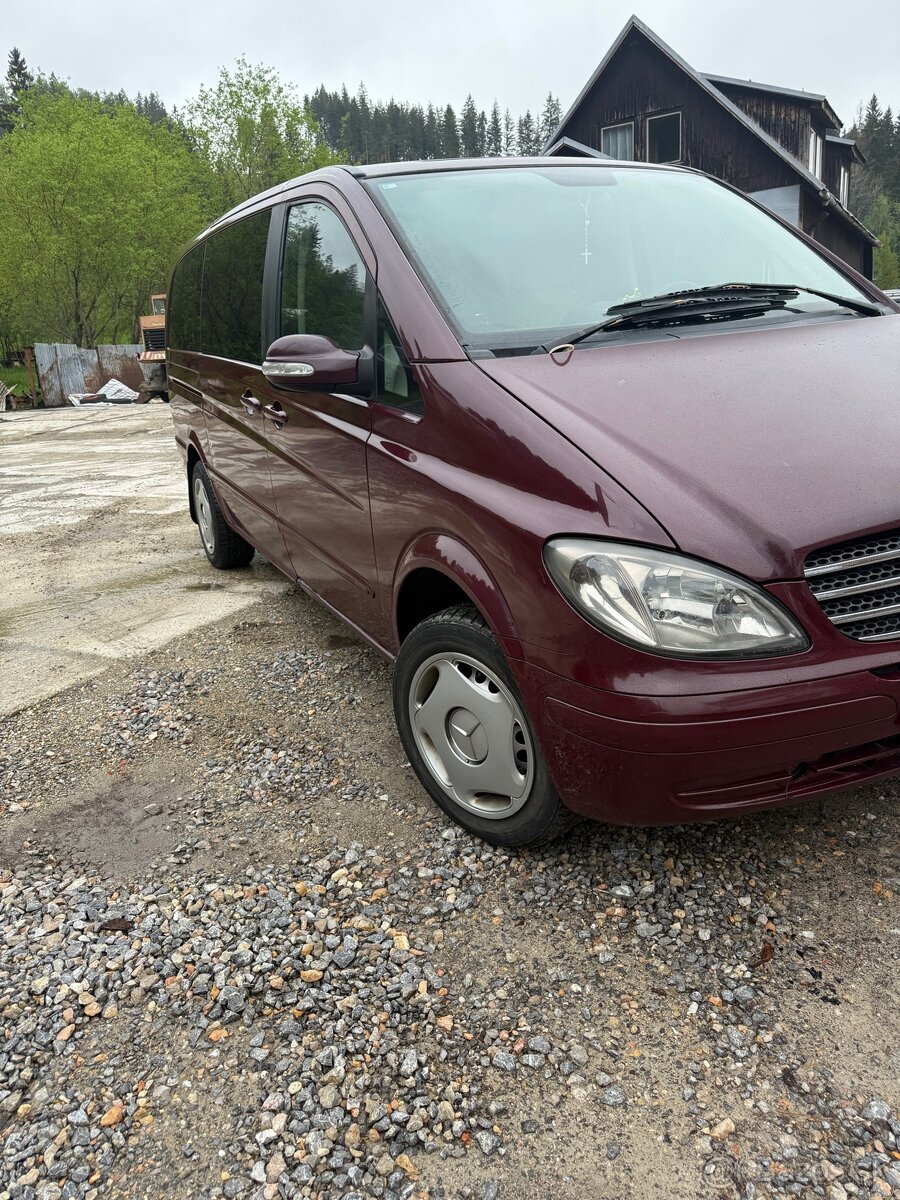 Mercedes Benz Viano - 8