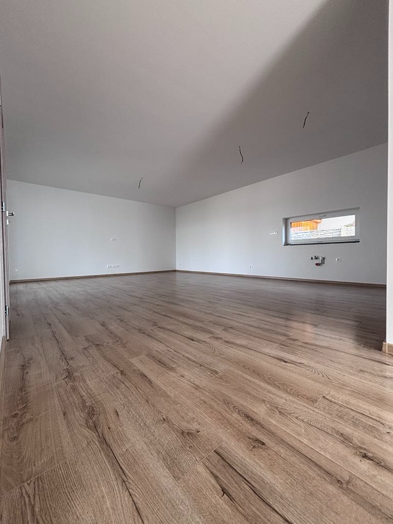 Moderný 4 izbový rodinný dom - Veľké Úľany - 8