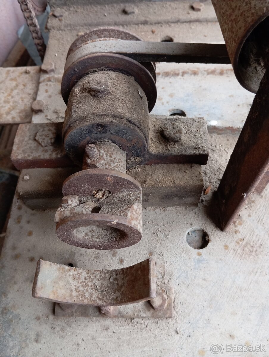 Stroj na výrobu nasad. - 8