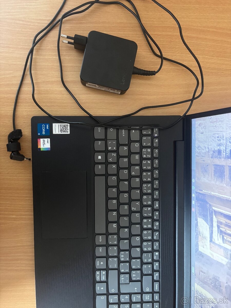 Lenovo V15 G2 ITL - 8