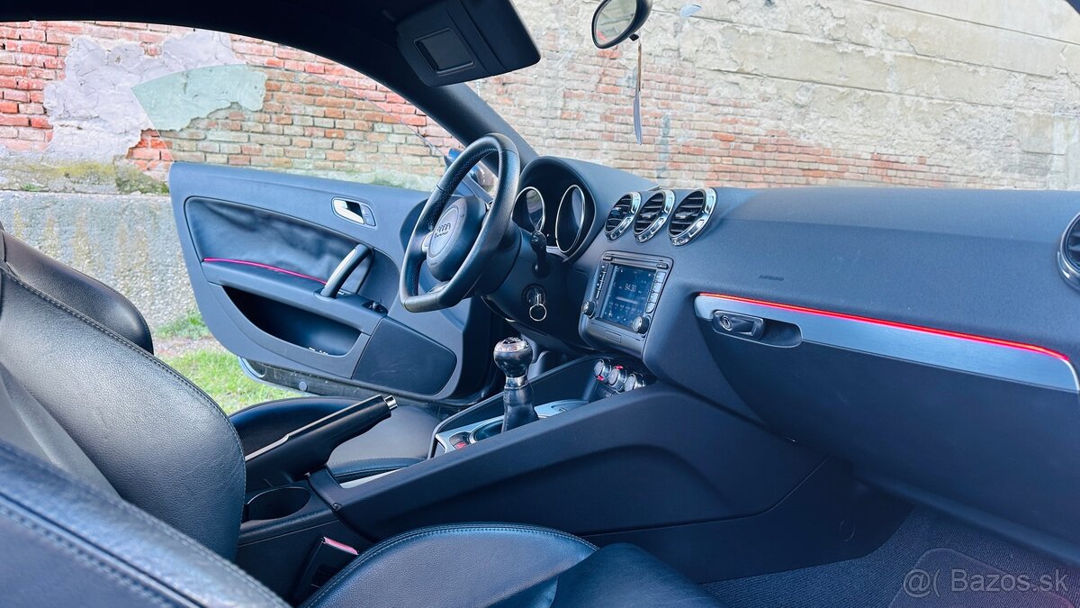 Audi TT Coupe 2.0TFSI - 8