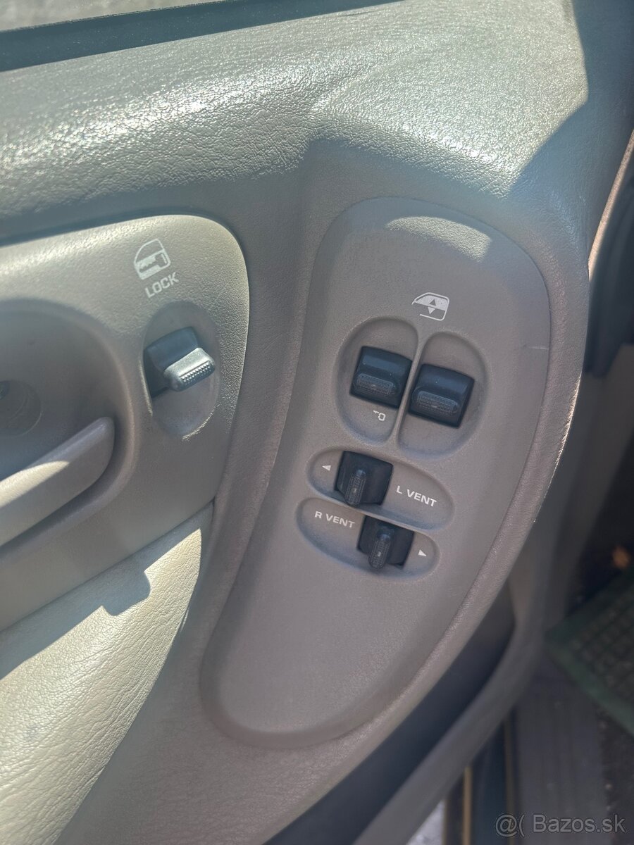Na nd chrysler voyager - 8
