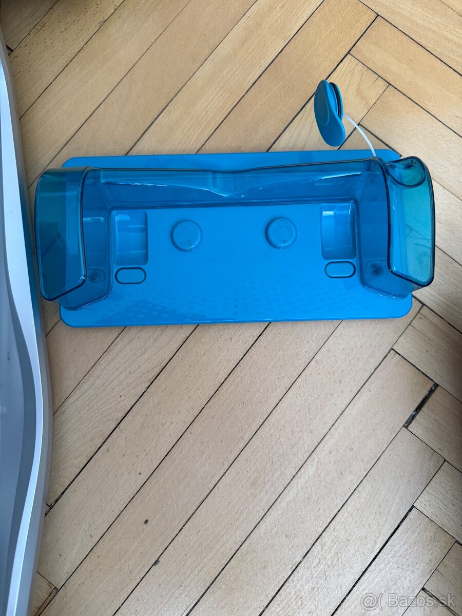 Philips PowerPro Aqua Tycovy vysavac 3v1 - 8