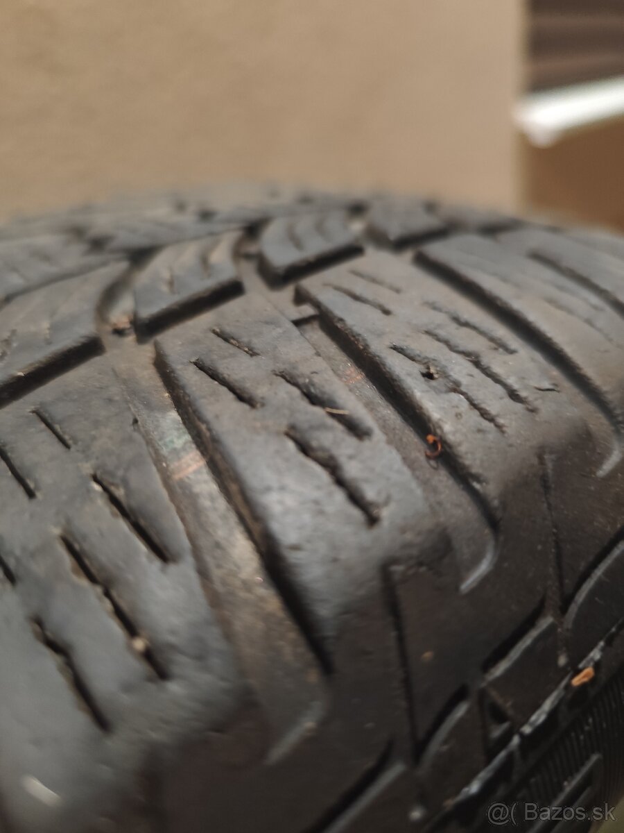 Zimná sada Škoda Superb 17" Helios disky s pneu Sava Eskimo - 8