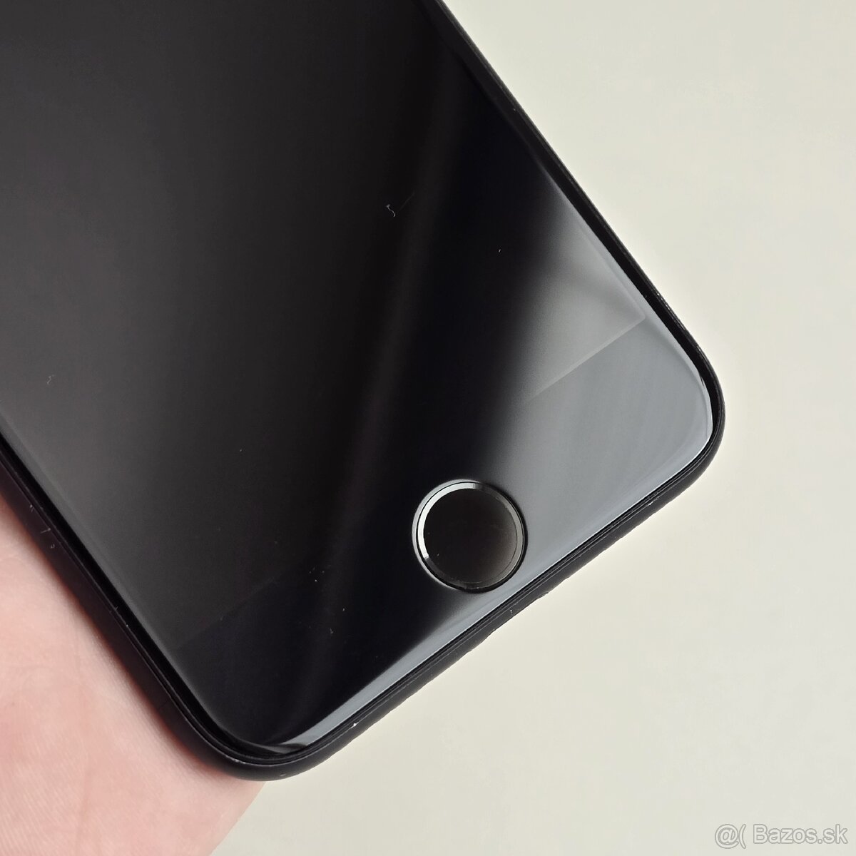 Apple iPhone SE2020 64GB - 8