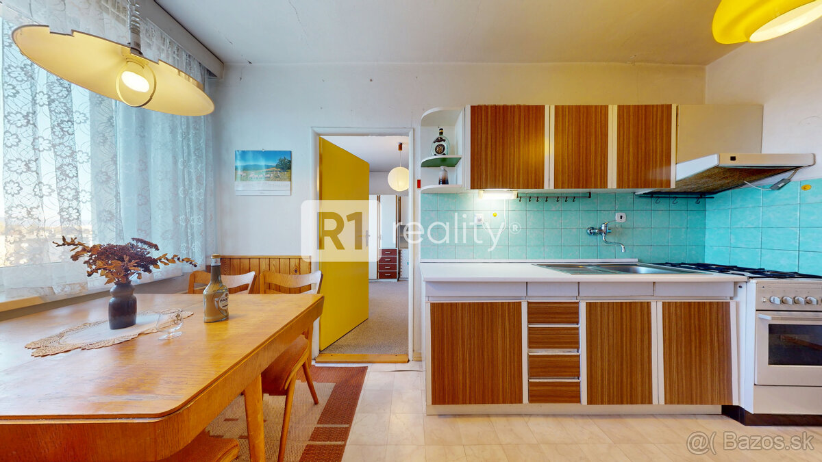 Útulný 4 izbový byt, 77 m2, výťah, loggia, Žilina- časť Bôri - 8