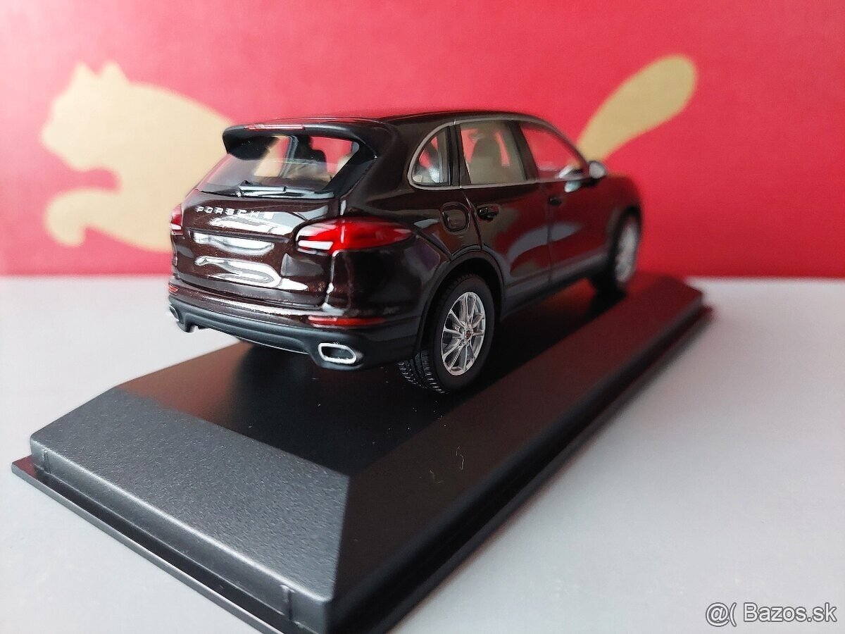 🟠 Predám model auta 1:43 Porsche Cayenne 2 Gen (2010) 🚗 - 8