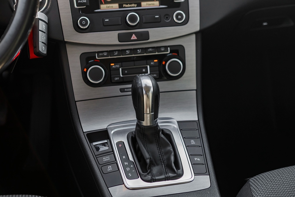 VOLKSWAGEN PASSAT VARIANT, 2.0 TDi, 103kW, 4x4, 6DSG, HIGHLI - 8