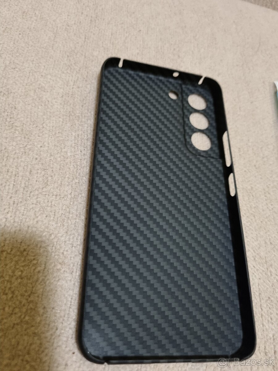 Carbonove puzdro Samsung S22 - 8