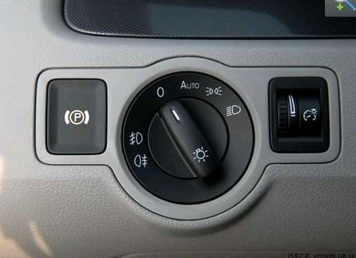 Ovladace vypinac svetiel a stahovanie okien SKODA VW - 8