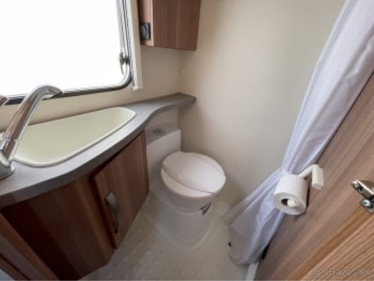 Weinsberg 390 Solar - 8