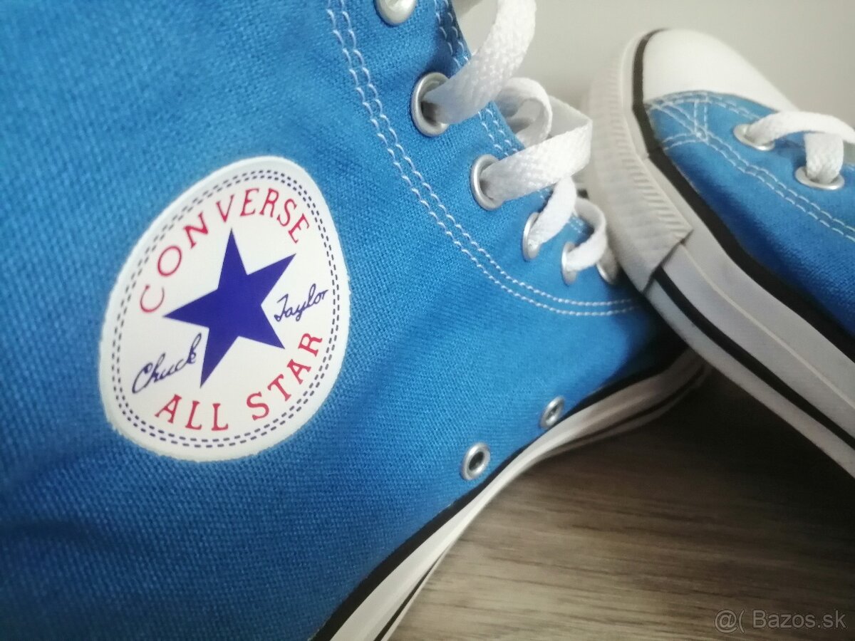 Converse modre - 8