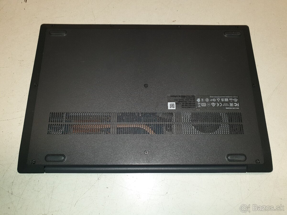 Lenovo Core i3 s SSD - 8