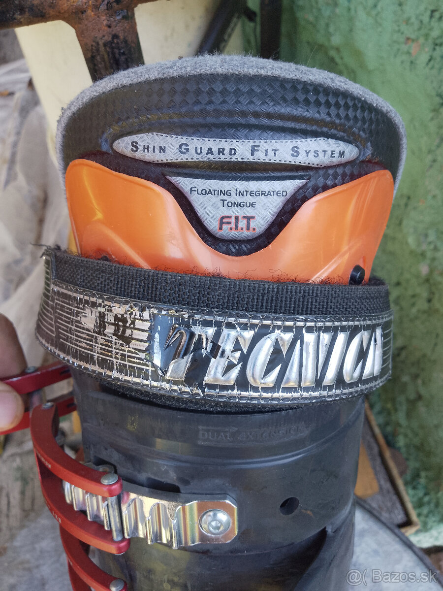 Predám lyžiarske palice,lyžiarky,detské boby,lopáre,bežky - 8