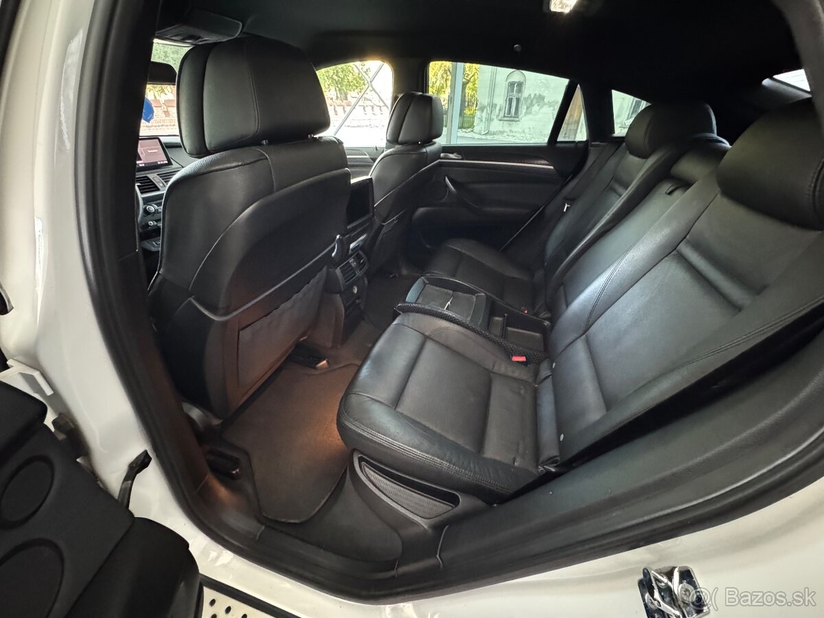 BMW X6 50i XDRIVE - 8