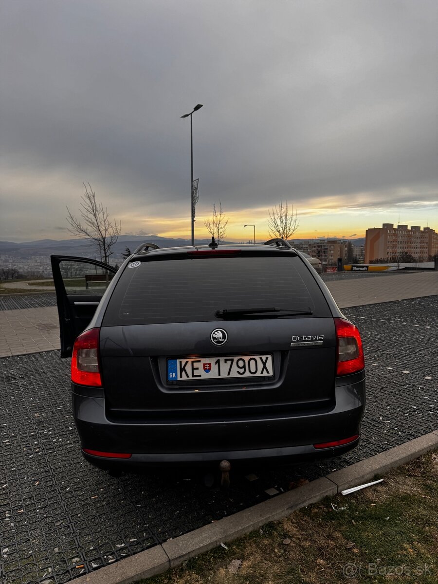 Škoda octavia 2 facelift combi 1.6 TDi - 8
