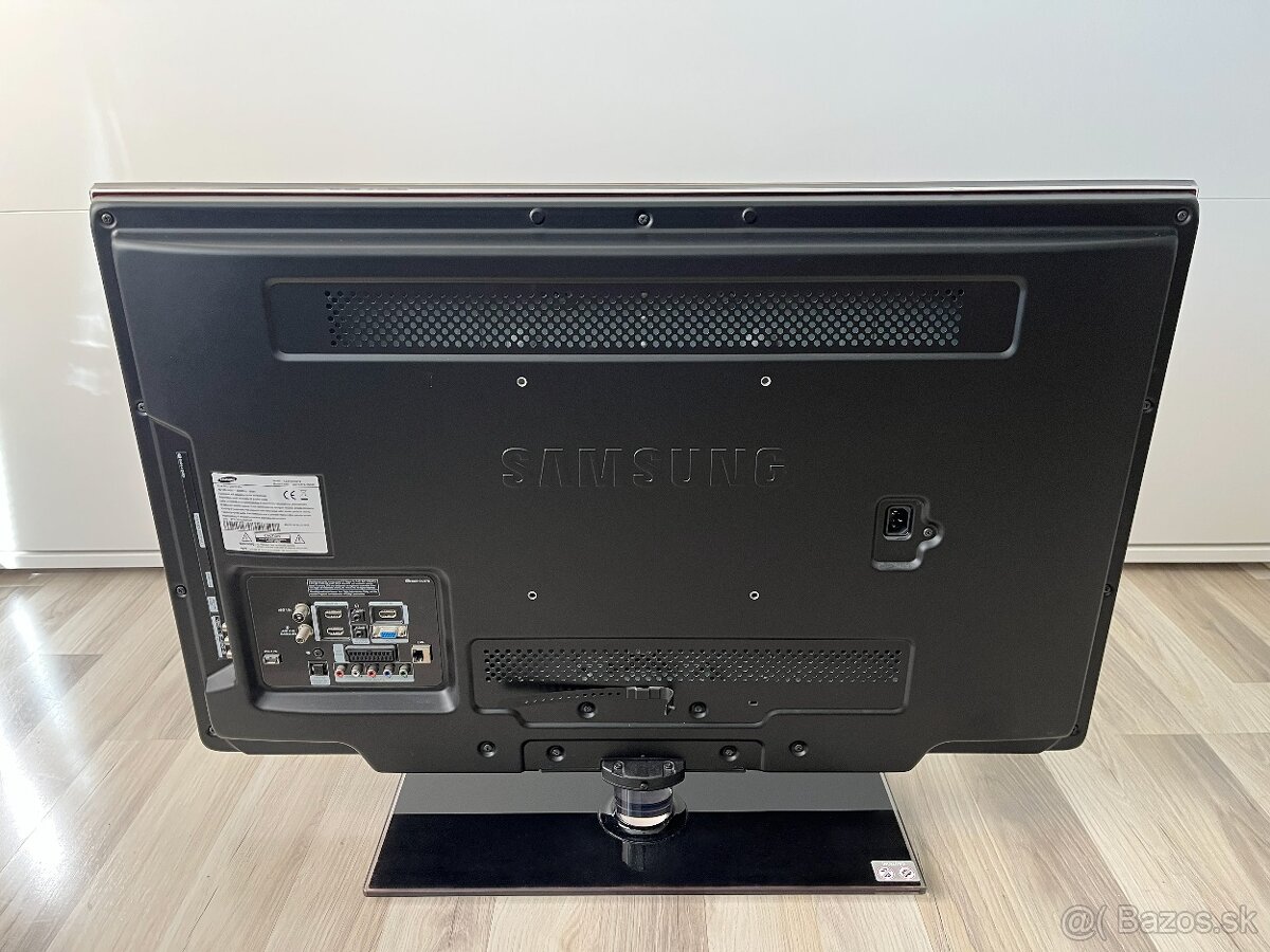 Kvalitný Full HD televízor Samsung (94 cm) - 8