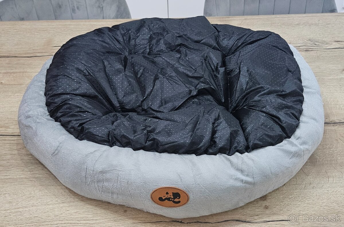 Ružový alebo šedý pelech rozmeru cca 70x60cm a 60x50cm - 8