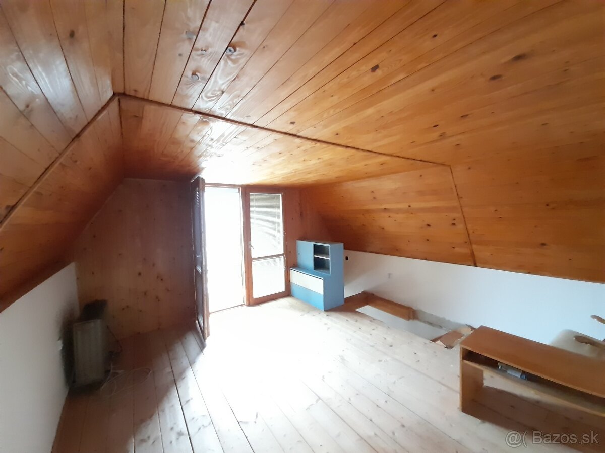 EXKLUZÍVNE 3 podlažná murovaná chata Medzev - 8