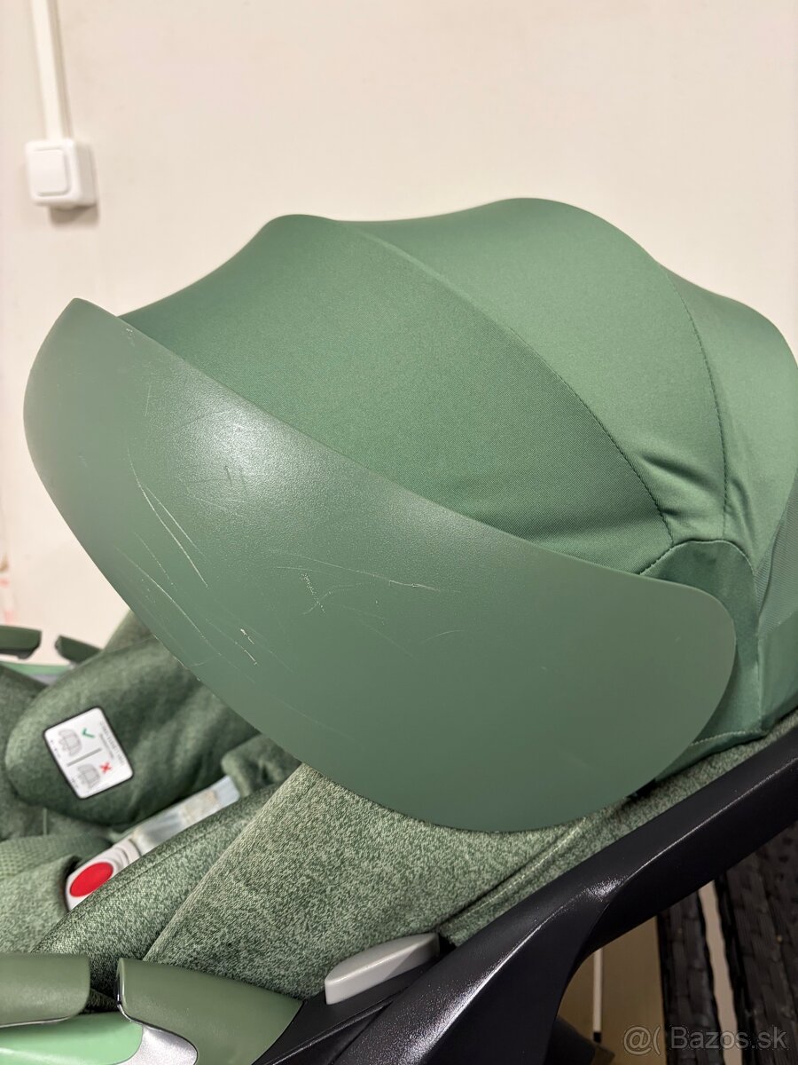 Polohovateľná autosedačka Cybex Cloud T i-Size plus - 8