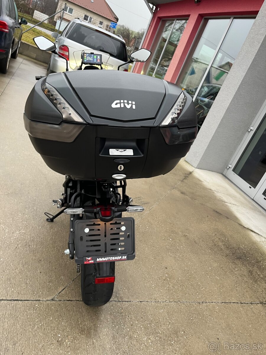 Kawasaki Versys 650 - 8