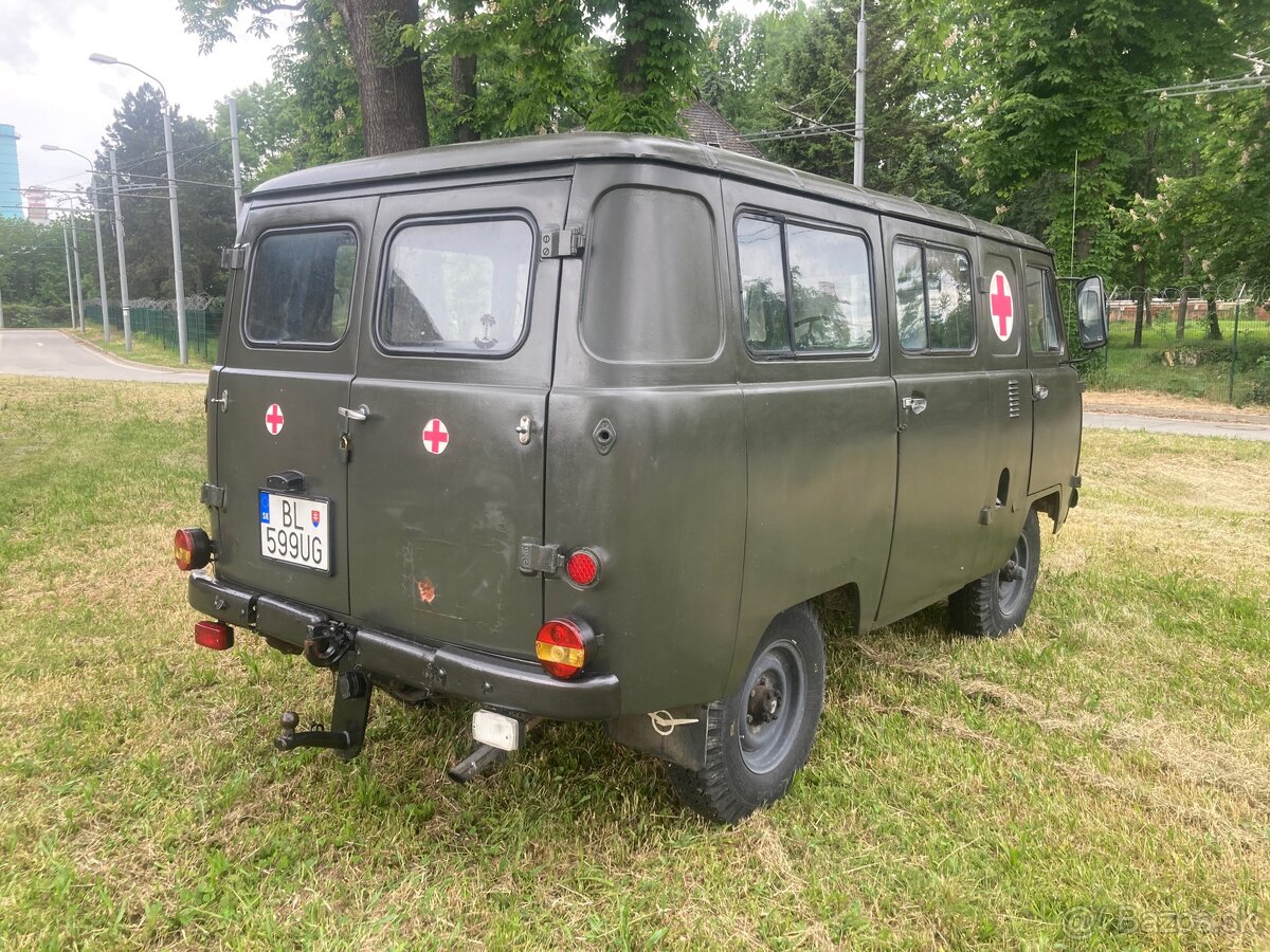 UAZ 452A - Buchanka - 8