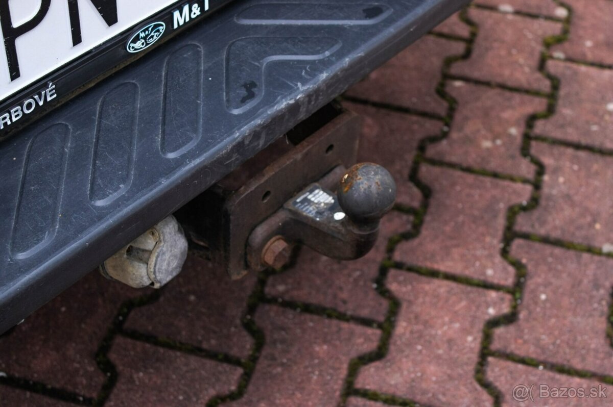 Nissan Navara DoubleCab 2.5D XE - 8