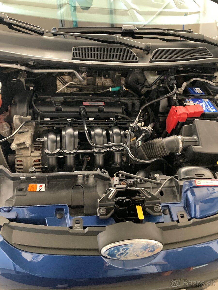 Predám Ford fiesta 1. 25 benzín - 8