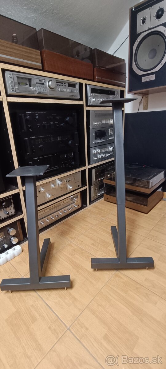 Stojany na reproduktory - 8