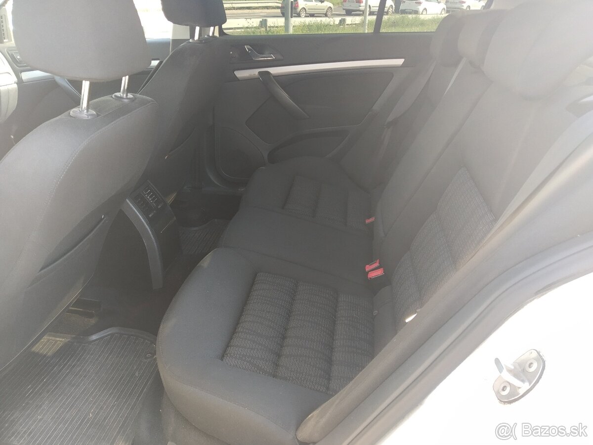 Škoda Octavia 1,8 TSI FACELIFT - 8