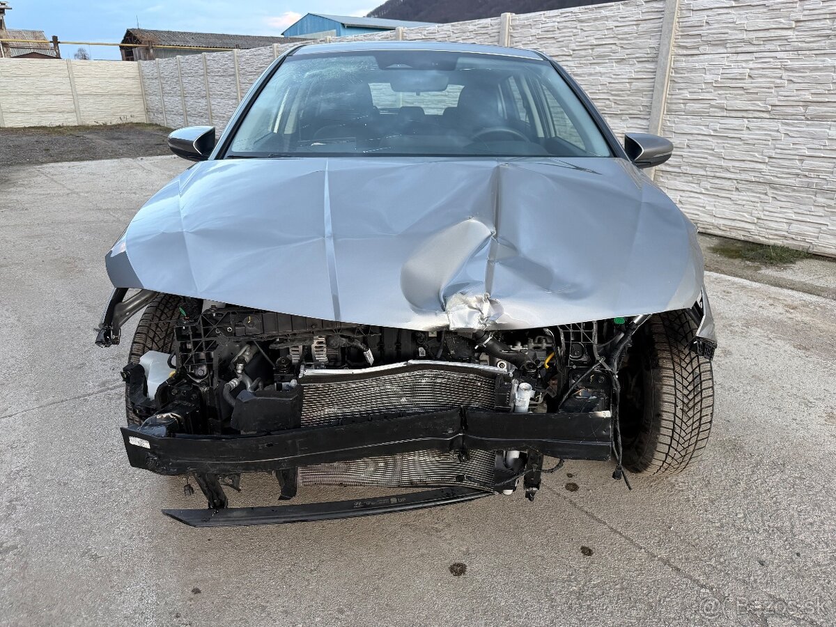 Hyundai i20 1,2 - 8
