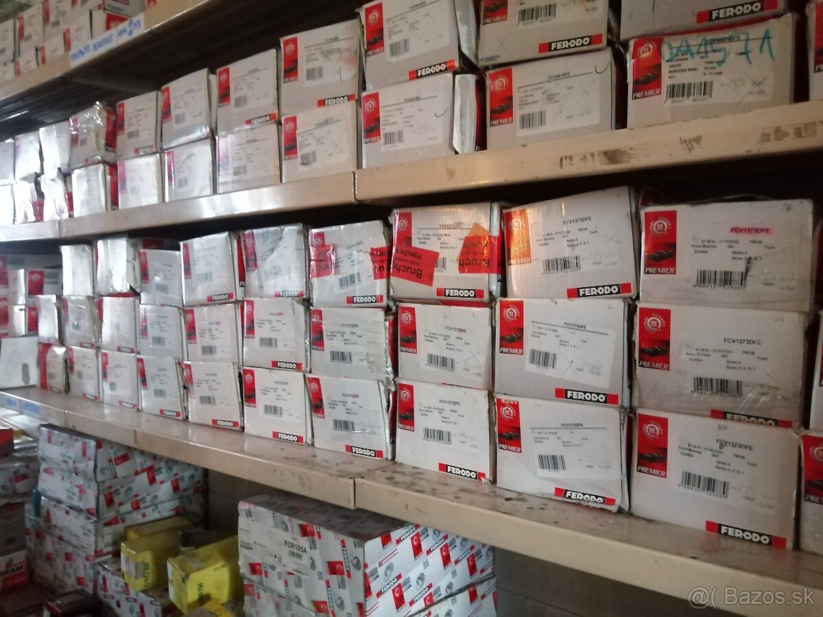 Brzdové obložení, různé sady - 8