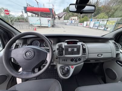 Opel Vivaro 2.0 CDTI (9-miestne) - 8