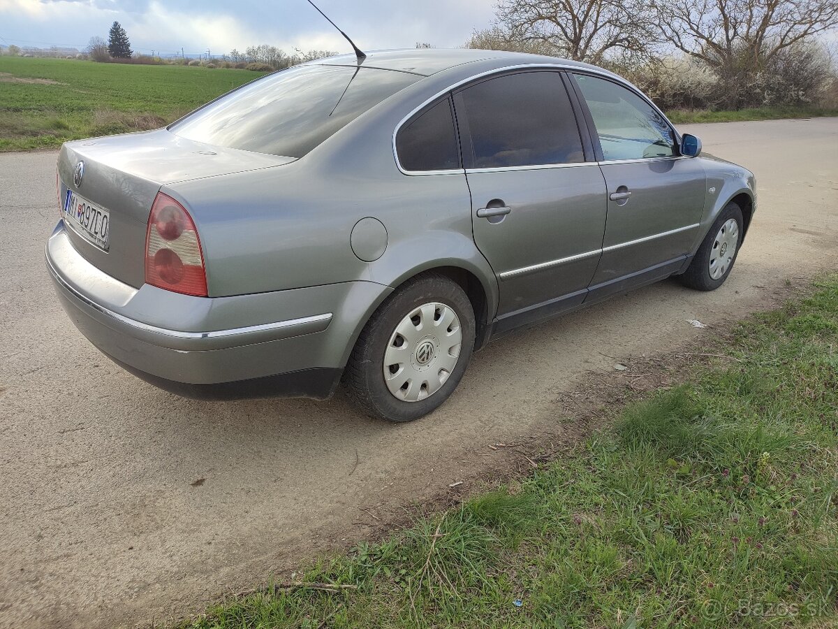 Predám Vw Passat b5.5 1.9tdi - 8
