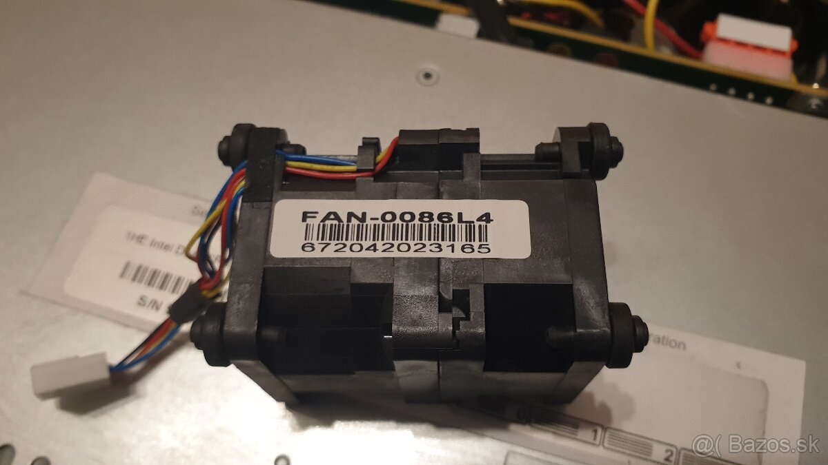 Supermicro server CSE-815TQ X10DRi, 32GB RAM, 2x1 TB HDD - 8