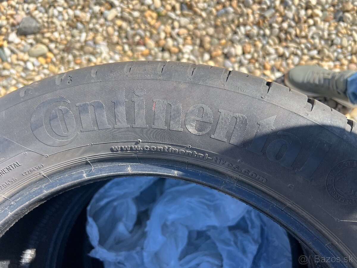 Letne Pneumatiky Continental 215/55 R17 - 8