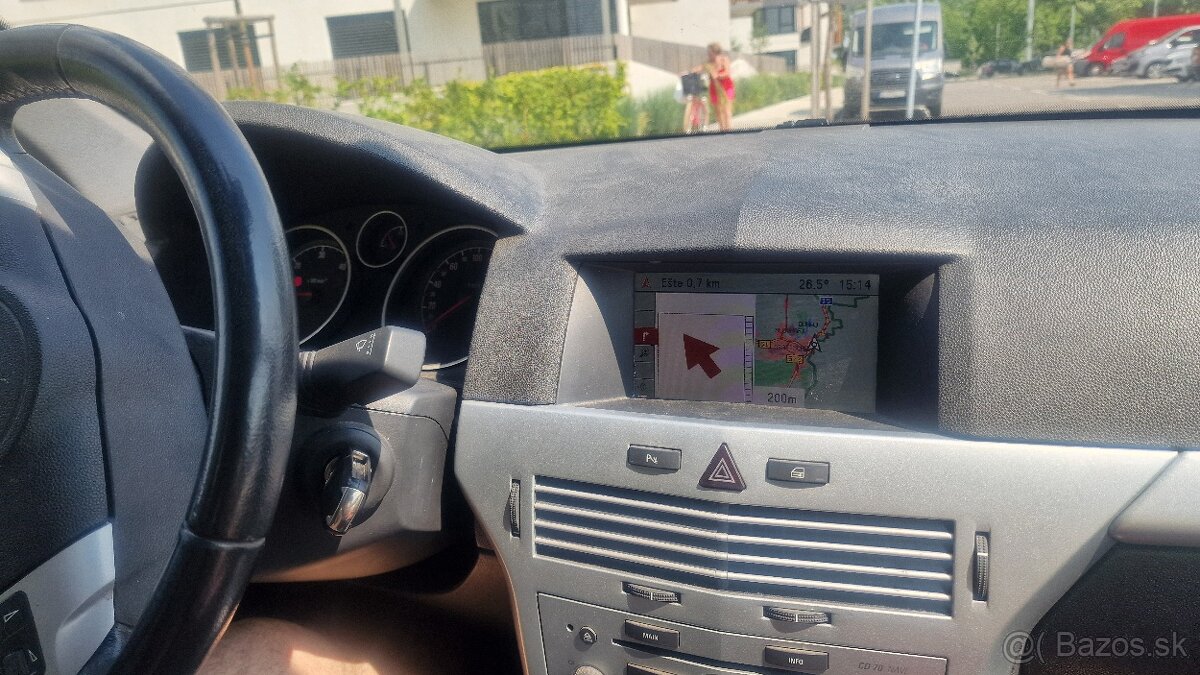 Opel Astra H Caravan 1.7cdti - 8