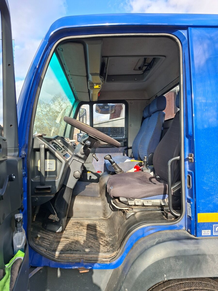 MAN LE 12.220 + HR - 8