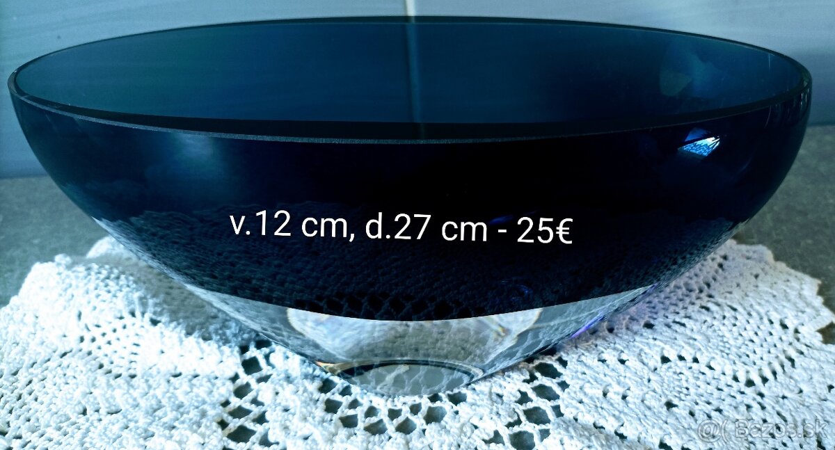 Hutné sklo - váza, misa , popolník - 8