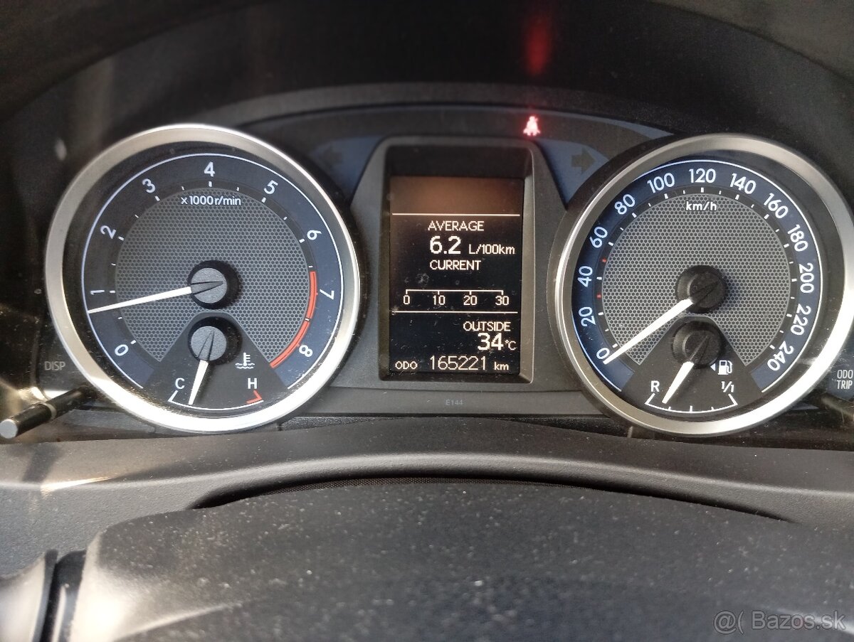 Toyota Auris TS - combi 1,6benzín, SR,EXECUTIVE,2x kolá - 8