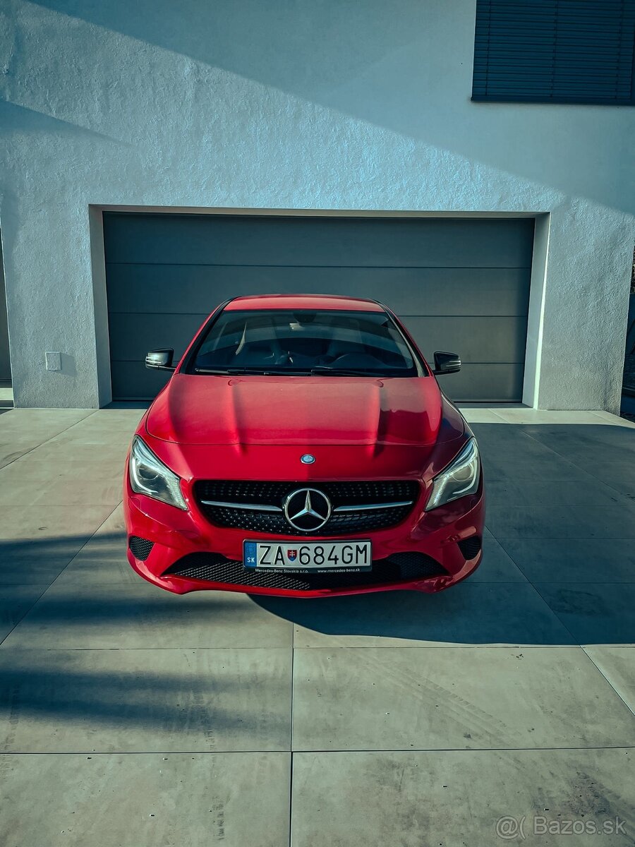 MERCEDES-BENZ CLA 180 AMG line - 8