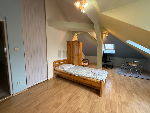 PRENÁJOM 4-izb. byt – CENTRUM Bratislava – 4samost.izby - 8