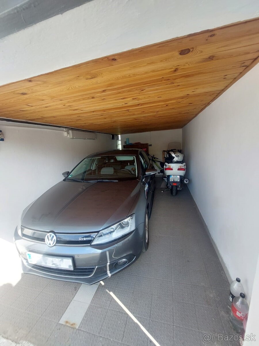 Garáž na prenájom s alarmom - 8