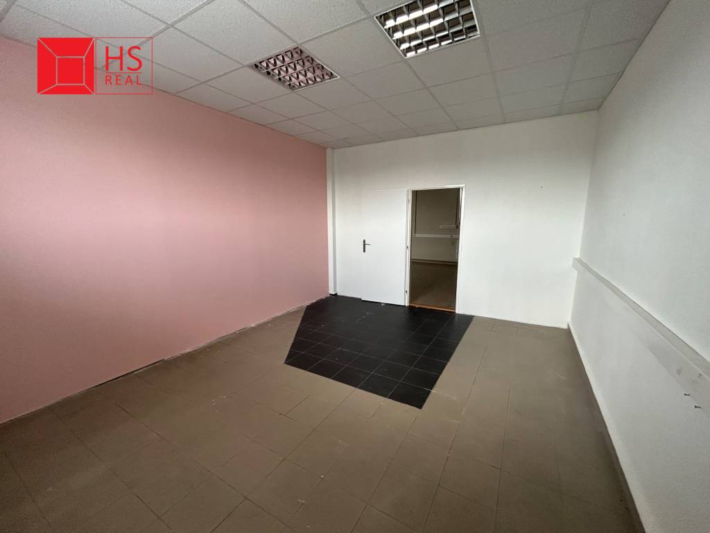 Prenájom kancelárie - obchod. priestoru 200m2 v NZ - 8